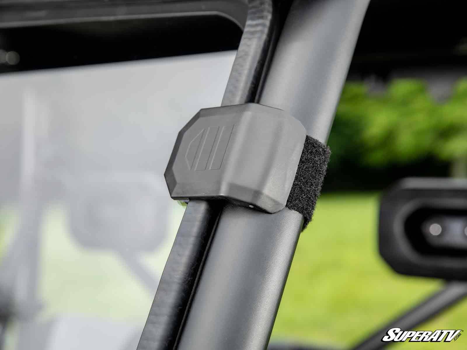 CFMOTO UFORCE 600 SCRATCH-RESISTANT FULL WINDSHIELD
